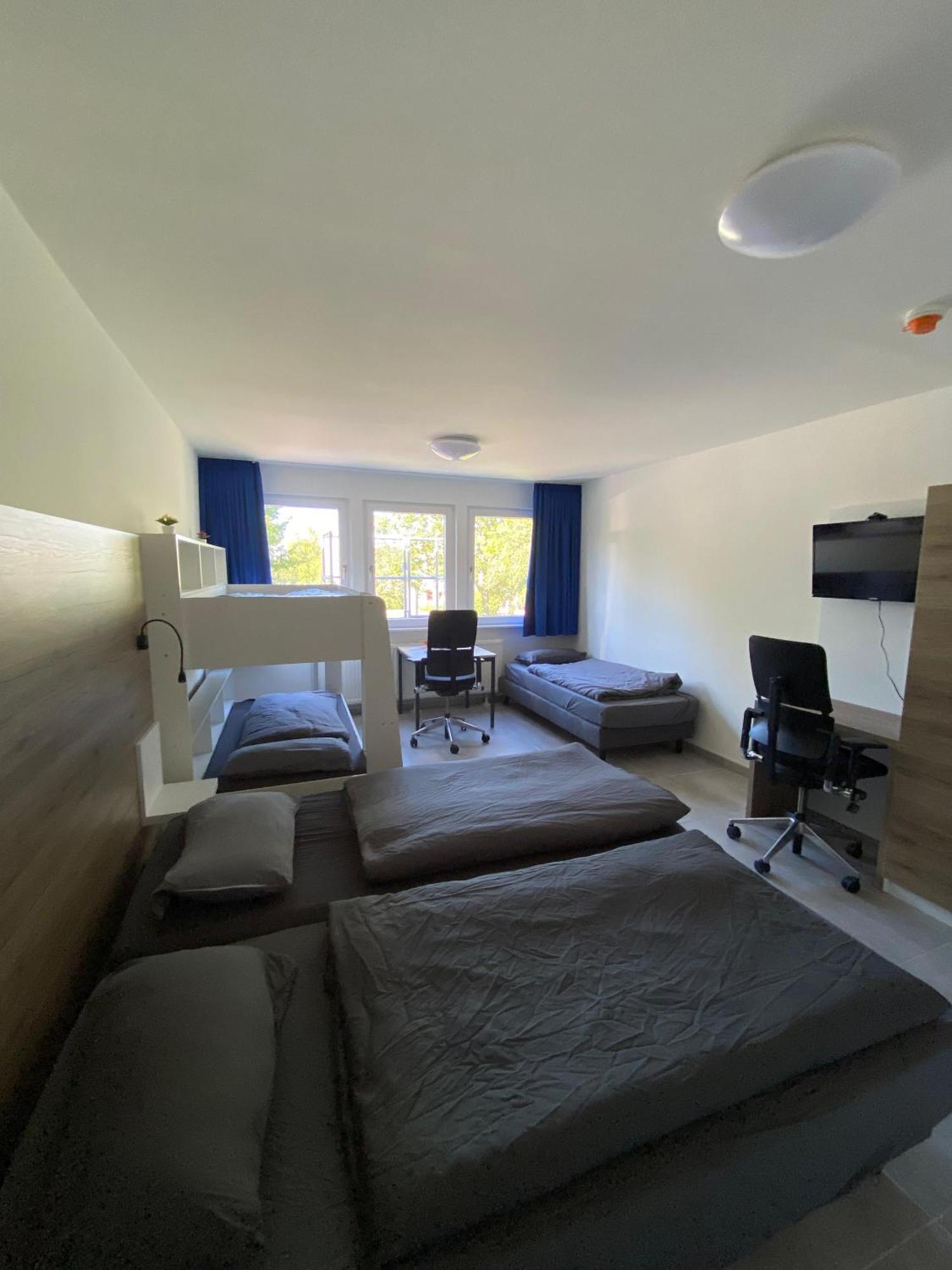 Mk Hostel Oyten - Free Wifi & Parking - 24H Check-In Exterior photo