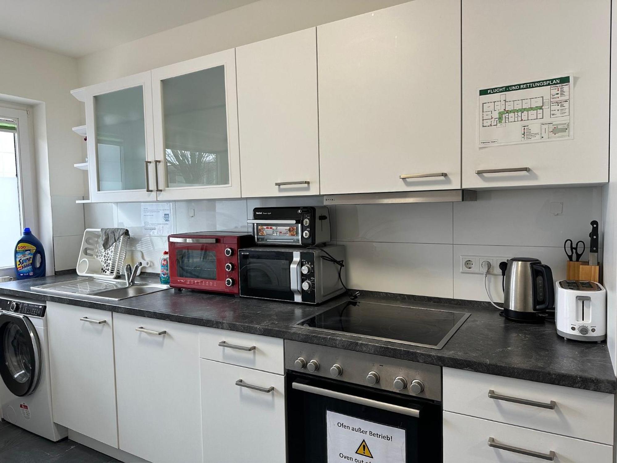 Mk Hostel Oyten - Free Wifi & Parking - 24H Check-In Exterior photo