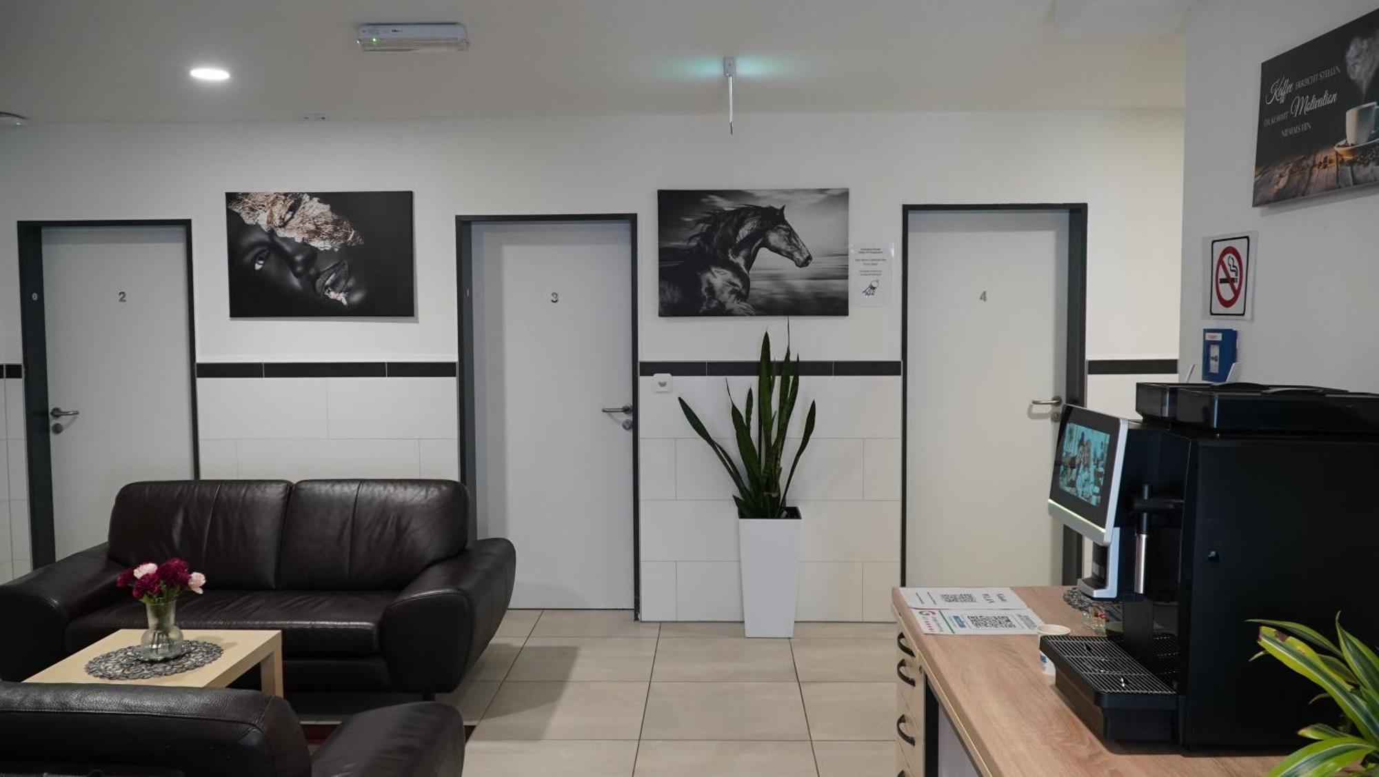 Mk Hostel Oyten - Free Wifi & Parking - 24H Check-In Exterior photo