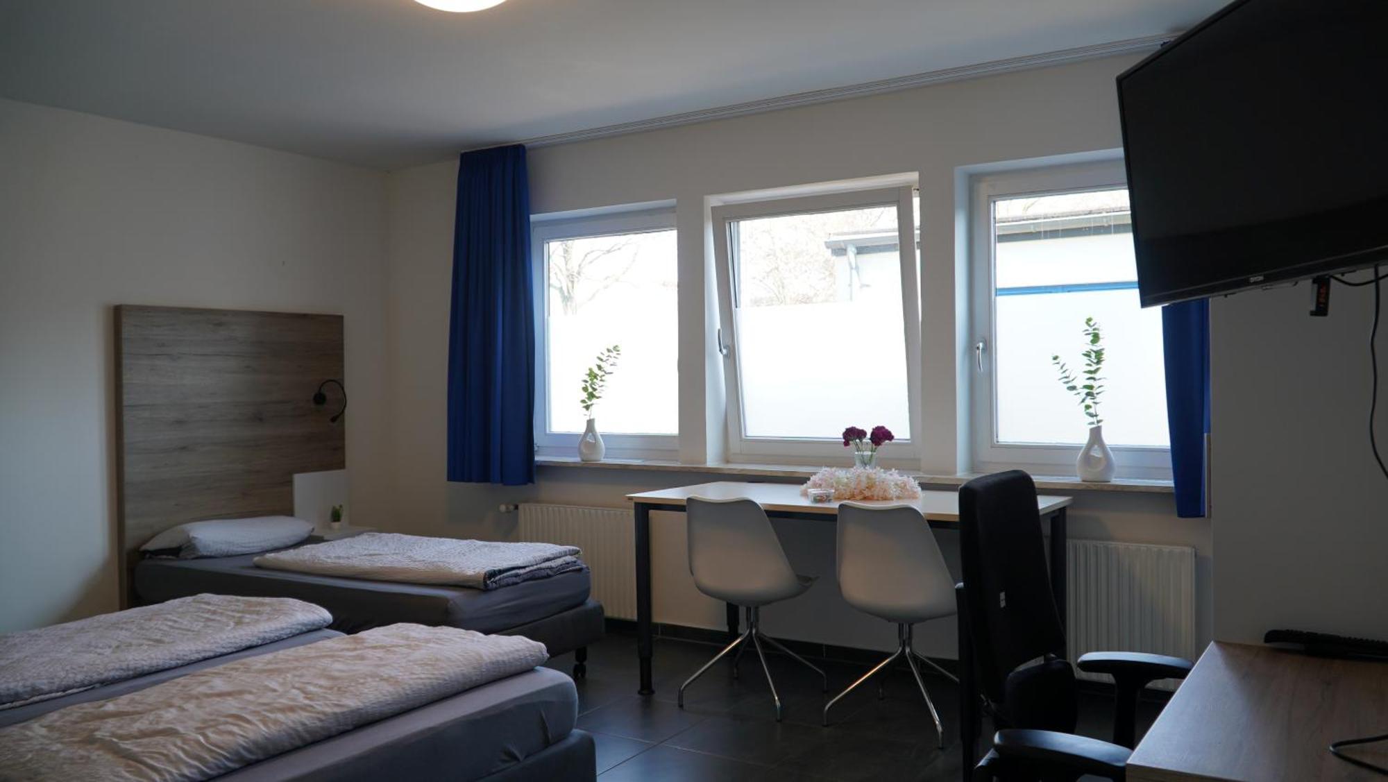 Mk Hostel Oyten - Free Wifi & Parking - 24H Check-In Exterior photo
